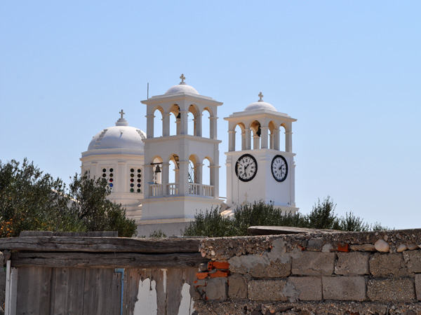Aspects de Milos, l'&icirc;le volcanique des Cyclades o&ugrave; fut retrouv&eacute;e la V&eacute;nus de Milo. Septembre 2011.