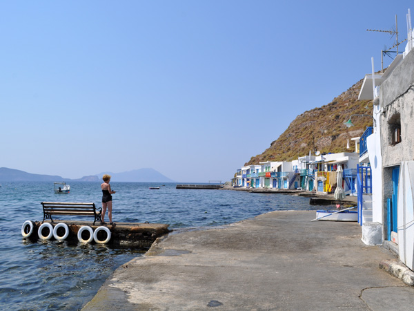 Aspects de Milos, l'&icirc;le volcanique des Cyclades o&ugrave; fut retrouv&eacute;e la V&eacute;nus de Milo. Septembre 2011.