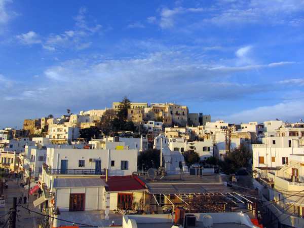 Vieille ville de Chóra, à Naxos, plus grande et plus haute île des Cyclades, avril 2012.