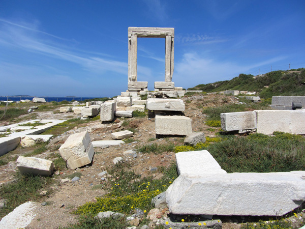Portara (Temple d'Apollon), Chóra, Naxos, avril 2012.