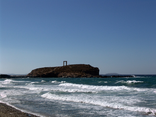 Aspects de Naxos, la plus grande et la plus haute île des Cyclades, 2007.