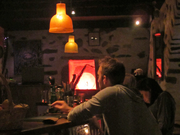 Parikia, Paros, Cyclades, avril 2012. Le Pirate, bar jazz de la vieille ville.