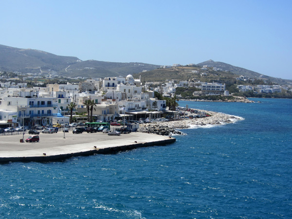 Parikia, Paros, Cyclades, avril 2012.