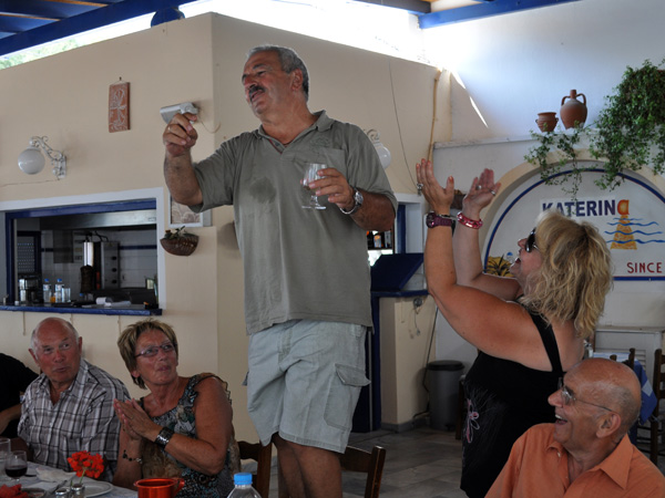 Fiesta &agrave; Livadia, Parikia, Paros, Cyclades, septembre 2011.