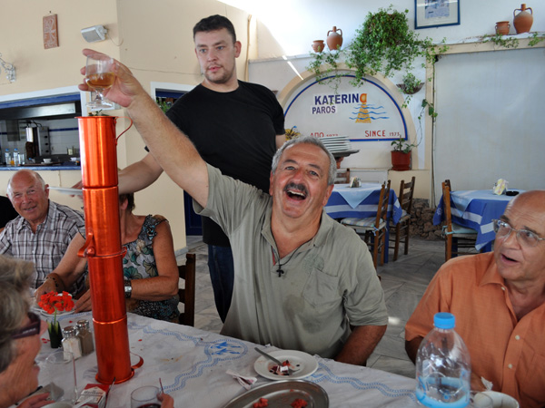 Fiesta à Livadia, Parikia, Paros, Cyclades, septembre 2011.