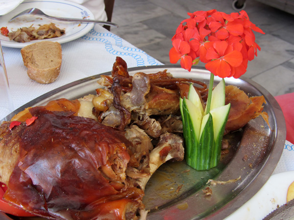 Fiesta &agrave; Livadia, Parikia, sur l'&icirc;le de Paros, septembre 2011.