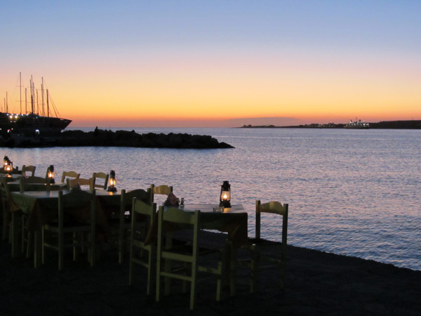 Parikia, sur l'&icirc;le de Paros, septembre 2011.