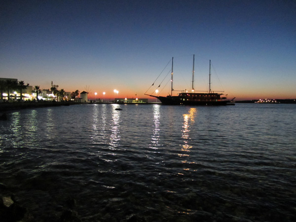 Parikia, sur l'&icirc;le de Paros, septembre 2011.
