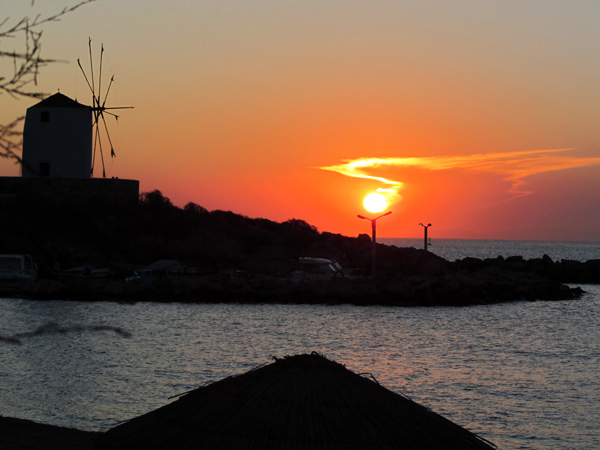 Parikia, sur l'&icirc;le de Paros, septembre 2011.