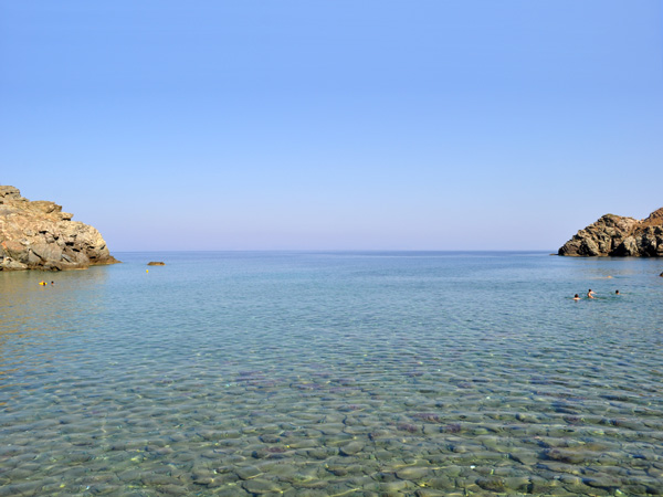 Aspects de Sifnos, une &icirc;le peu connue des Cyclades, dont la gastronomie est tr&egrave;s r&eacute;put&eacute;e. Septembre 2011.