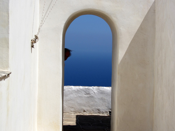 Aspects de Sifnos, une &icirc;le peu connue des Cyclades, dont la gastronomie est tr&egrave;s r&eacute;put&eacute;e. Septembre 2011.