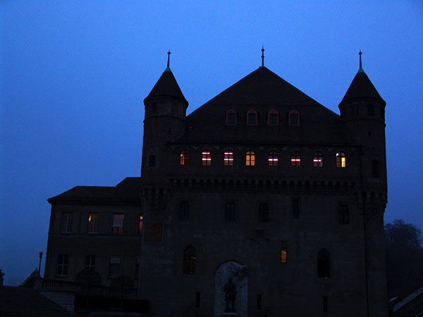 Lausanne, le Château, à l'aube du 17 janvier 2005.