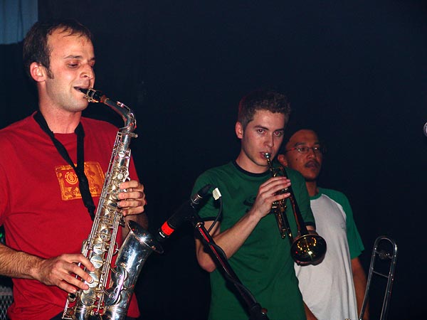 Inna Crisis, Ned - Montreux Music Club, samedi 14 mai 2005.