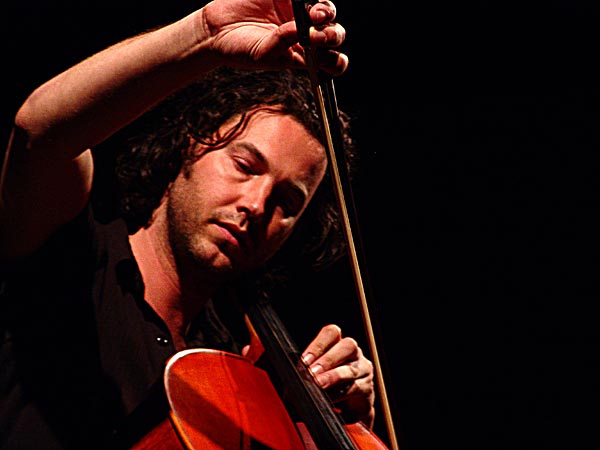 Montreux Jazz Festival 2005: Oli Kraus (Tom McRae cello), July 1, 2005, Casino Barrière