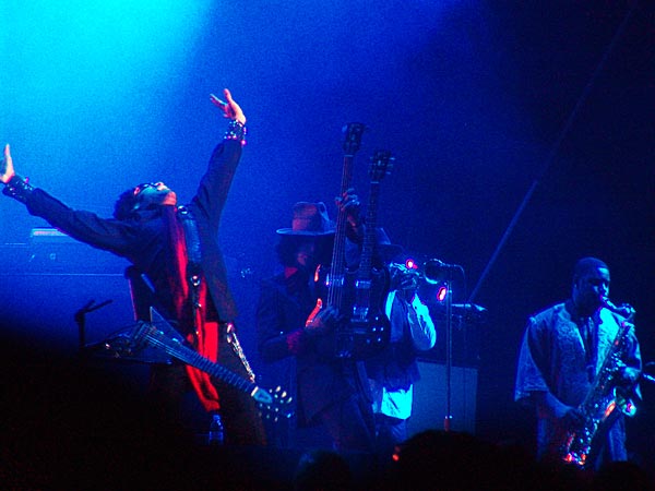 Paléo Festival 2005: Lenny Kravitz, mardi 19 juillet 2005, Grande Scène.