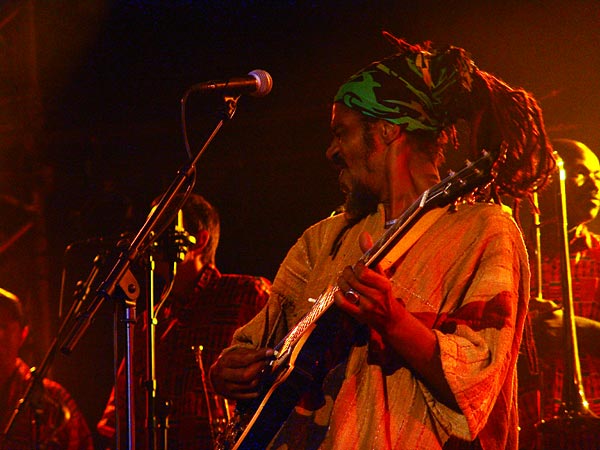 Paléo Festival 2005, jeudi 21 juillet: Tiken Jah Fakoly, Chapiteau.