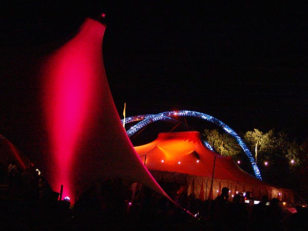 Ambiances du Paléo Festival 2005, jeudi 21 juillet 2005.