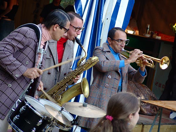 Paléo Festival 2005: 2 Rien Merci, vendredi 22 juillet au Service de presse.
