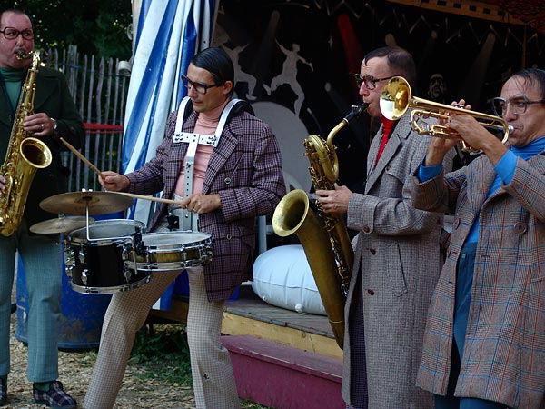 Paléo Festival 2005: 2 Rien Merci, vendredi 22 juillet au Service de presse.