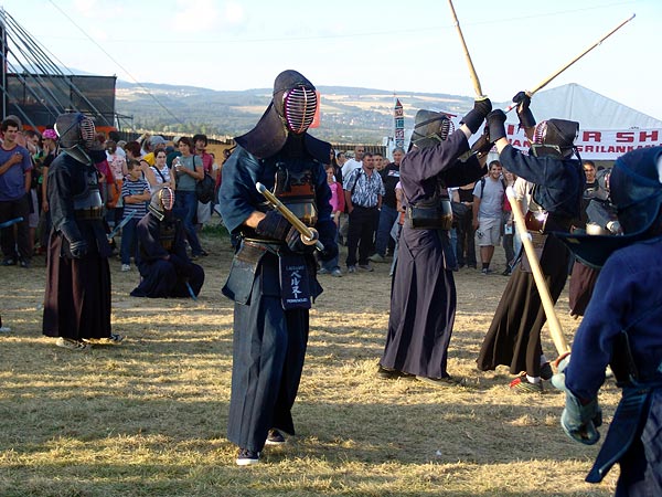 Ambiances du Paléo Festival 2005, samedi 23 juillet 2005.