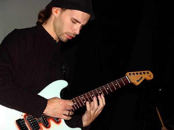Pascal Vigné Trio, Nuits de la Guitare, EJMA Lausanne, vendredi 4 novembre 2005.