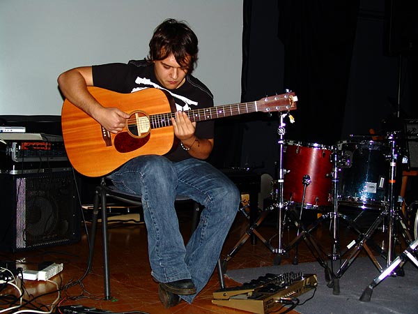 Nicola Oliva (1er prix), Nuits de la Guitare, EJMA Lausanne, vendredi 4 novembre 2005.