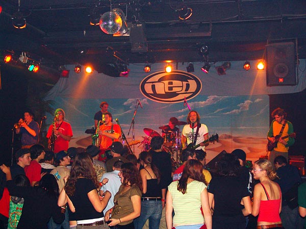 Regatta 69, Ned - Montreux Music Club, vendredi 16 décembre 2005.