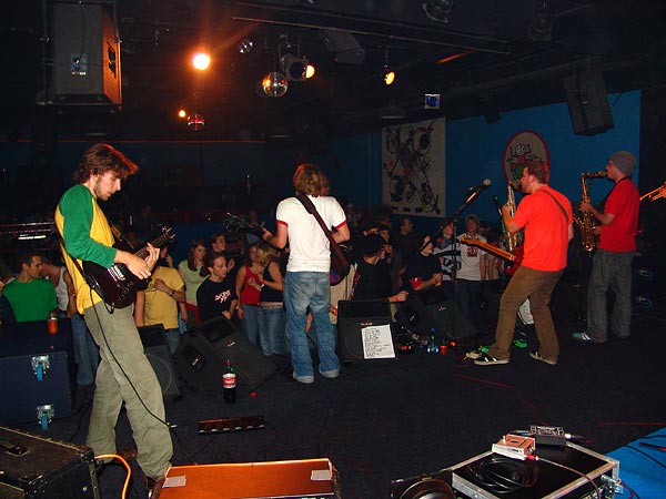 Regatta 69, Ned - Montreux Music Club, vendredi 16 décembre 2005.