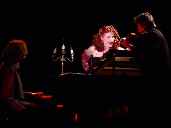 Didier Lockwood & Caroline Casadesus, Le Jazz et la Diva, Miles Davis Hall, Montreux, mercredi 22 février 2006.