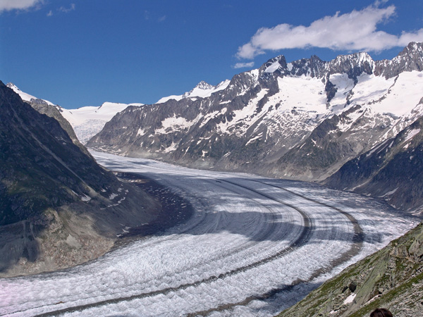 Glacier d'Aletsch, juin 2006. Le plus grand glacier des Alpes, dans le Haut-Valais, au-dessus de Bettmeralp.