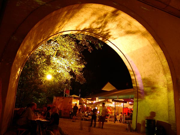 Ambiances du 31e Paléo Festival, 18-23 juillet 2006.