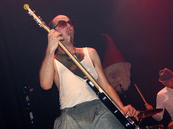 Brico Jardin, concert-vernissage nouvel album «L'Etrange Affaire de la Jeune Fille sans Yeux», Usine à Gaz Nyon, vendredi 13 octobre 2006.