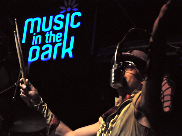 Montreux Jazz Festival 2010: Laki Lan (techno rock from Poland), July 12, Music in the Park (Parc Vernex).