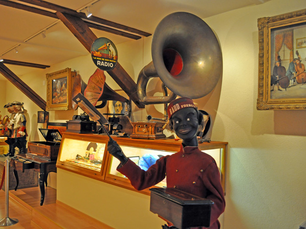 Au pays des musiques mécaniques: automates, boîtes à musique et orchestrions. Musée Baud, L'Auberson, Jura vaudois, 25 juin 2011.