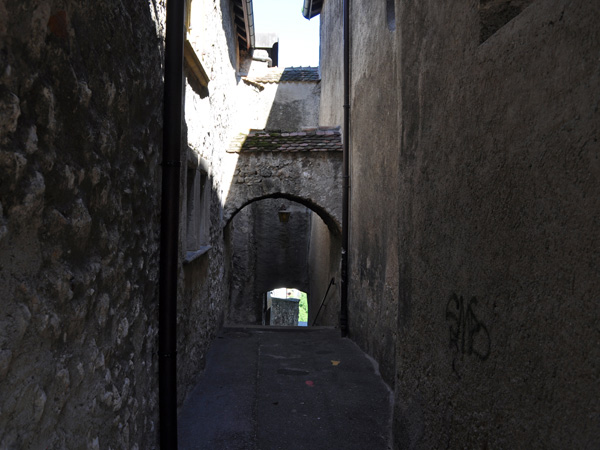 Orbe, ancienne ville romaine et médiévale au pied du Jura vaudois, 25 juin 2011.