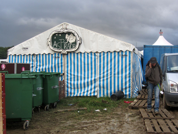 Paléo Festival 2011, Nyon: Ambiances boueuses et humides...