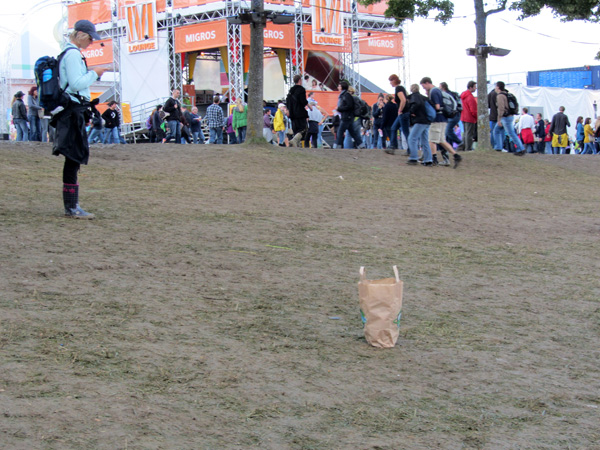 Paléo Festival 2011, Nyon: Ambiances étranges et insolites...