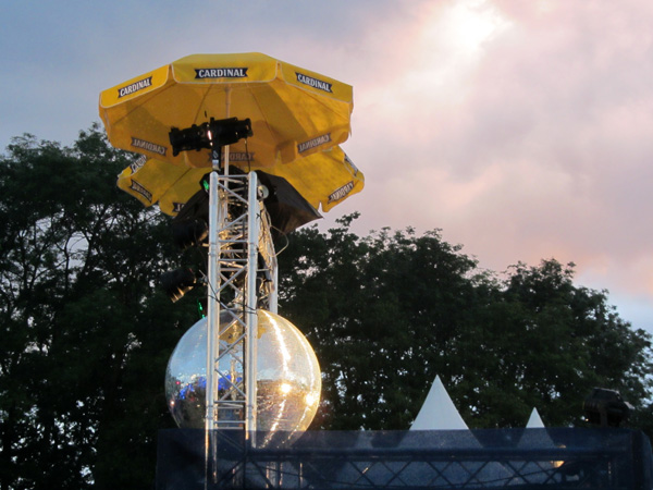 Paléo Festival 2011, Nyon: Ambiances étranges et insolites...