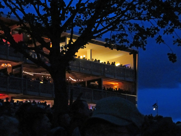 Paléo Festival 2011, Nyon: Ambiances magiques...
