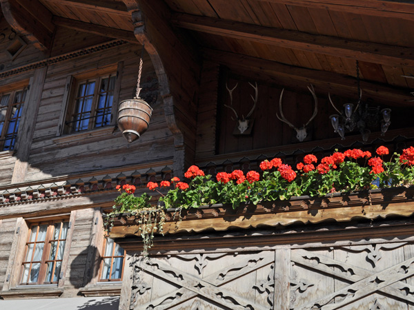 La célèbre station de Gstaad, au Saanenland (Gessenay), octobre 2011.