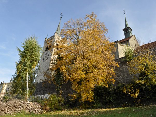 Balade sur les remparts et dans la ville médiévale de Romont, octobre 2011.