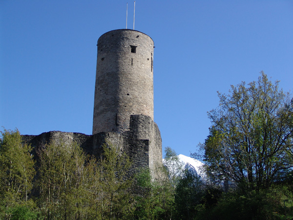 Château de La Bâtiaz, Martigny (Valais), avril 2004.