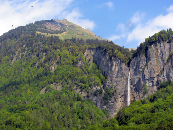 Balade en images à Brienz et dans les environs, Oberland bernois, mai 2012.