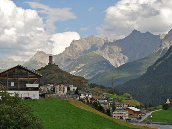 Ardez, in Lower Engadin, in Grischun (Graubünden), August 2012.