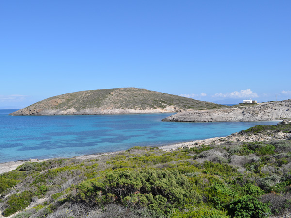 Péninsule de Petalidha, pointe sud d'Antiparos, Cyclades, avril 2013.