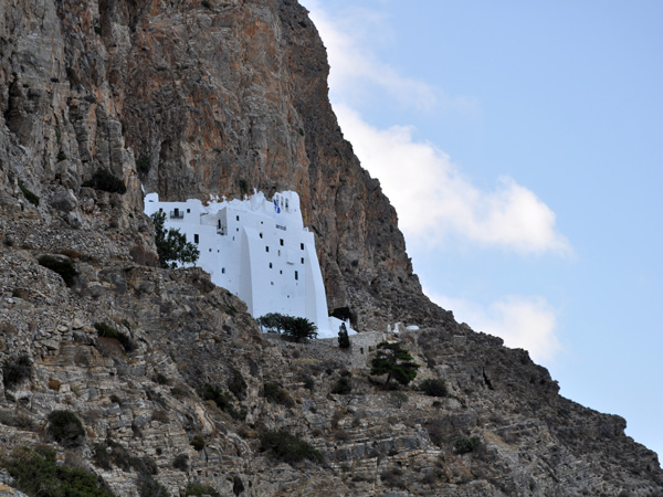 Monast&egrave;re de la Panaghia Chozoviotissa, Amorgos (Cyclades), ao&ucirc;t 2013.