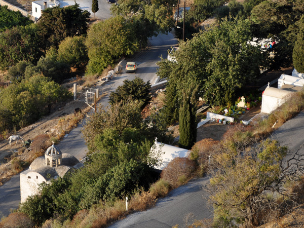 Lagadha, vue depuis la chapelle d'Aghia Triadha, Amorgos (Cyclades), août 2013.
