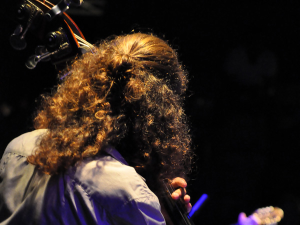 Paros, septembre 2013. Concert de musique traditionnelle dans le petit amphith&eacute;&acirc;tre de Monastiri Beach (p&eacute;ninsule de Dhetis), face &agrave; Naoussa.
