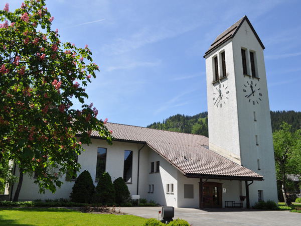 Lenk et environs, Berner Oberland, juin 2014.