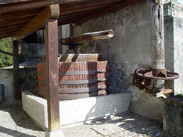 Un ancien pressoir à St-Saphorin, en Lavaux.